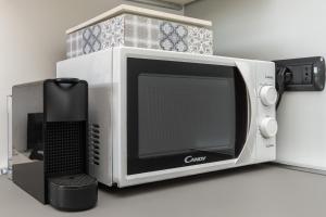 Fotografie z fotogalerie ubytování Spacious 3-Bedroom Apartment - 10 Min to City Center & 5 Min to Gaslini Hospital v Janově