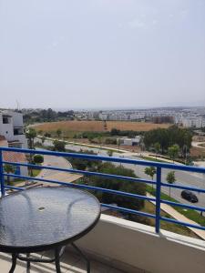 Balcon ou terrasse dans l'établissement Séduisant Studio vue piscine Cabo négro