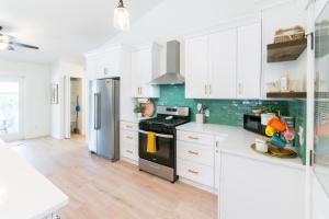 A kitchen or kitchenette at St Augustine Retreat - Pool, BBQ and Private Yard
