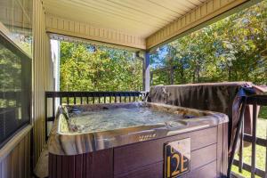 Foto sihtkohas Pigeon Forge asuva majutusasutuse Poplar Point Condo Unit 12E by Eden Crest galeriist