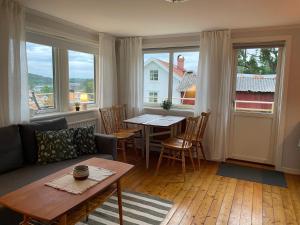Gallery image of Stuga Tjörn/Almösund in Almösund