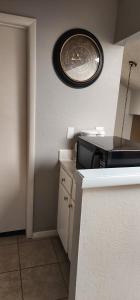 Η κουζίνα ή μικρή κουζίνα στο moon paradise room # 2 +6 φωτογραφίες