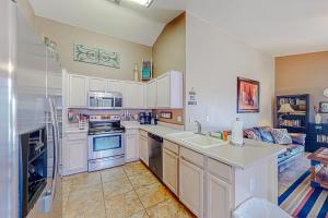 Nhà bếp/bếp nhỏ tại Local Living in Apache Junction