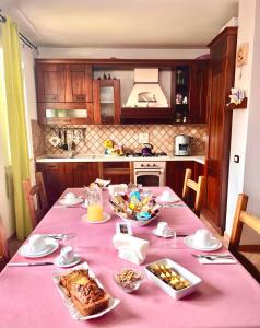 Jídlo v bed and breakfast nebo okolí