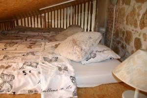 Posteľ alebo postele v izbe v ubytovaní Studio Apartment La Maison de Catherine