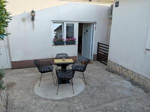 Balkón nebo terasa v ubytování Apartments Borić