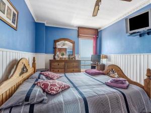 Ένα ή περισσότερα κρεβάτια σε δωμάτιο στο Apartment in Radazul with Stunning Sea Views