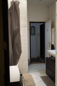 Koupelna v ubytování U6 Schöpfwerk Hostel 11