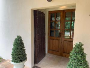 Afbeelding uit fotogalerij van Casa Lady Margarita B&B Adults Only in Celrá