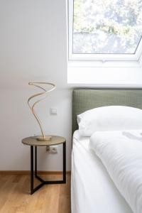 Fotografia z galérie ubytovania Luxurious 70 m2 with Balcony & Air Conditioning vo Viedni