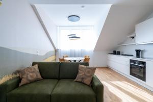 Fotografia z galérie ubytovania Luxurious 70 m2 with Balcony & Air Conditioning vo Viedni