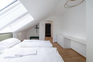 Fotografia z galérie ubytovania Luxurious 70 m2 with Balcony & Air Conditioning vo Viedni