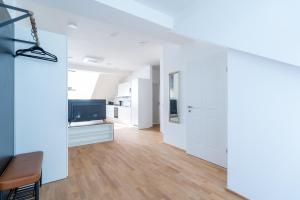 Fotografia z galérie ubytovania Luxurious 70 m2 with Balcony & Air Conditioning vo Viedni