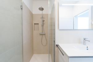 Fotografia z galérie ubytovania Luxurious 70 m2 with Balcony & Air Conditioning vo Viedni
