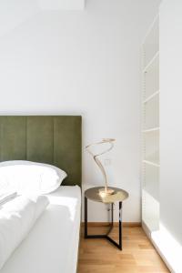 Fotografia z galérie ubytovania Luxurious 70 m2 with Balcony & Air Conditioning vo Viedni