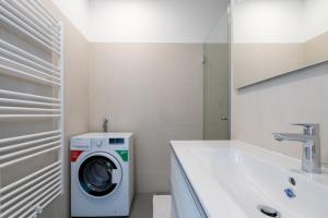 Fotografia z galérie ubytovania Luxurious 70 m2 with Balcony & Air Conditioning vo Viedni