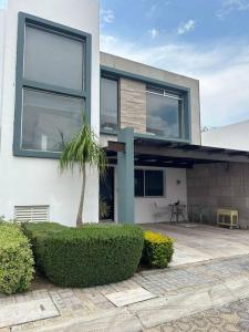 Fotografie z fotogalerie ubytování Comfy House with Heated Pool v destinaci Lomas de Angelopolis