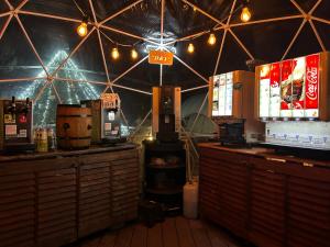 Glamping&Port結酒廊或酒吧区