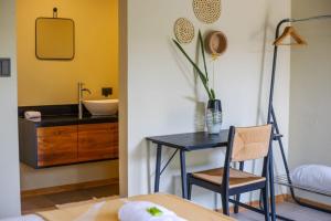 Fotografie z fotogalerie ubytování Hotel y Cabinas del Trópico v destinaci Guápiles