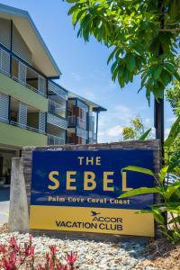 een teken voor de sijpelpijn-behandelingscontext bij The Sebel Palm Cove in Palm Cove