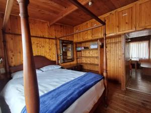 Postel nebo postele na pokoji v ubytování Seaview Cottage