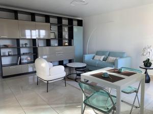 Galeriebild der Unterkunft AZUR T2 de standing, proche RER in Chatou + 9 Fotos