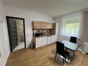 Kárpátia Apartman 3 3580 Tiszaújváros, Tisza út 4/B kép - 2