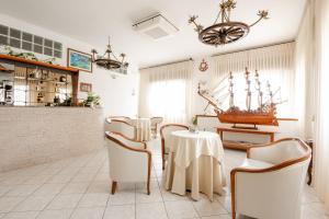 Istumisnurk majutusasutuses Hotel La Caravella