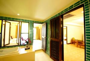 Fotografie z fotogalerie ubytování Khaolak Orchid Beach Resort - SHA Extra Plus v destinaci Khao Lak