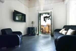 Χώρος καθιστικού στο Minisuite F-House vicino al Duomo di Salerno