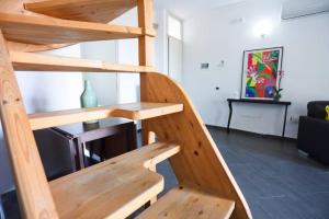 Χώρος καθιστικού στο Minisuite F-House vicino al Duomo di Salerno +25 φωτογραφίες