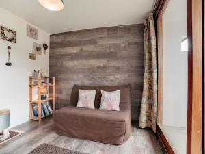 En eller flere senge i et værelse på Apartment Soyouz Vanguard-84 by Interhome