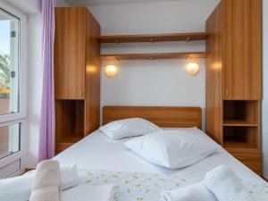 Postel nebo postele na pokoji v ubytování Studio Studio 12 by Interhome + 19 fotografií
