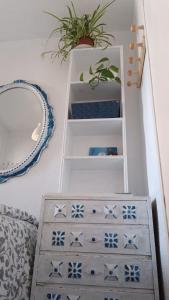 Fotografie z fotogalerie ubytování BLUE DOUBLE PRIVATE ROOM AT FRONT BEACH - HABITACION en la playa piso compartido ve Valencii
