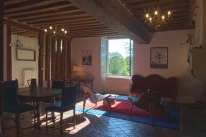 Imagen de la galería de Maison de la source en Bourgogne, en Saint-Bonnot