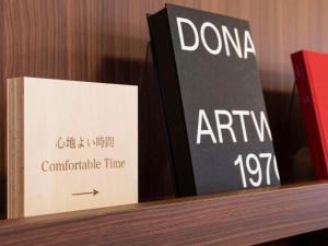 Certifikát, hodnocení, plakát nebo jiný dokument vystavený v ubytování Comfort Hotel Kariya
