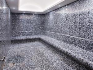 Um banheiro em ibis Styles Istanbul Merter