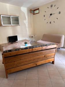 Foto dalla galleria di CASA DI MAMMA - appartamento intero con terrazza al secondo piano a Torre Annunziata