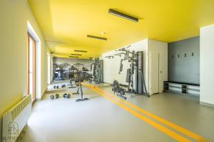 Fitness centrum a/nebo fitness zařízení v ubytování Flatbook Apartamenty - Krynica Morska Nautikka Park