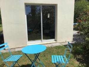 Zahrada ubytování Petite dépendance comme la cabine d’un bateau.