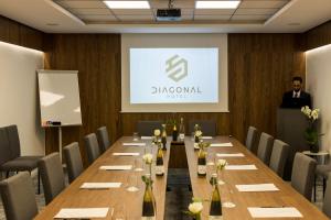DIAGONAL HOTEL商务区和/或会议室