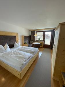 Letto o letti in una camera di Gästehaus Gastl