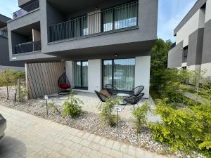 Κήπος έξω από το Mano jura 2-Apartments