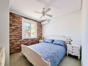 Postel nebo postele na pokoji v ubytování Tu chalet con piscina privada + 30 fotografií
