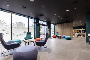 Зона вітальні в Holiday Inn Express Ajaccio by IHG