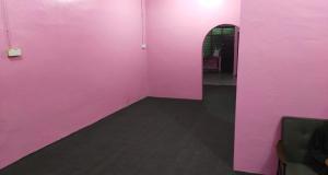 Fotografie z fotogalerie ubytování Sobey Laris Homestay WAKAF BHARU v destinaci Wakaf Baharu