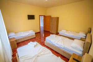 Postel nebo postele na pokoji v ubytování Siesta Hostel - City Center