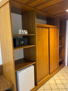 A cozinha ou cozinha compacta de HOTEL PIRÂMIDE NATAL