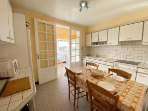 Gallery image of BAIE COTTAGE - Jardin aperçu baie, Wifi - D189 in Plouharnel
