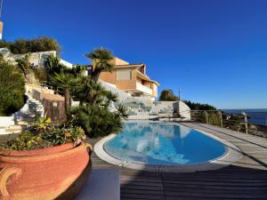 Πισίνα στο ή κοντά στο Apartment La Rosa-4 by Interhome